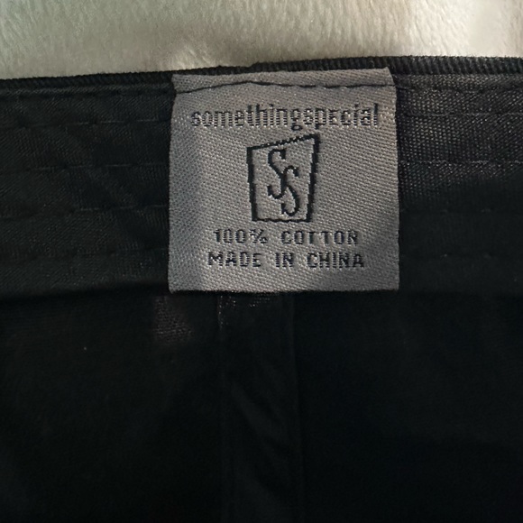 Gold rhinestone hat - Picture 7 of 7